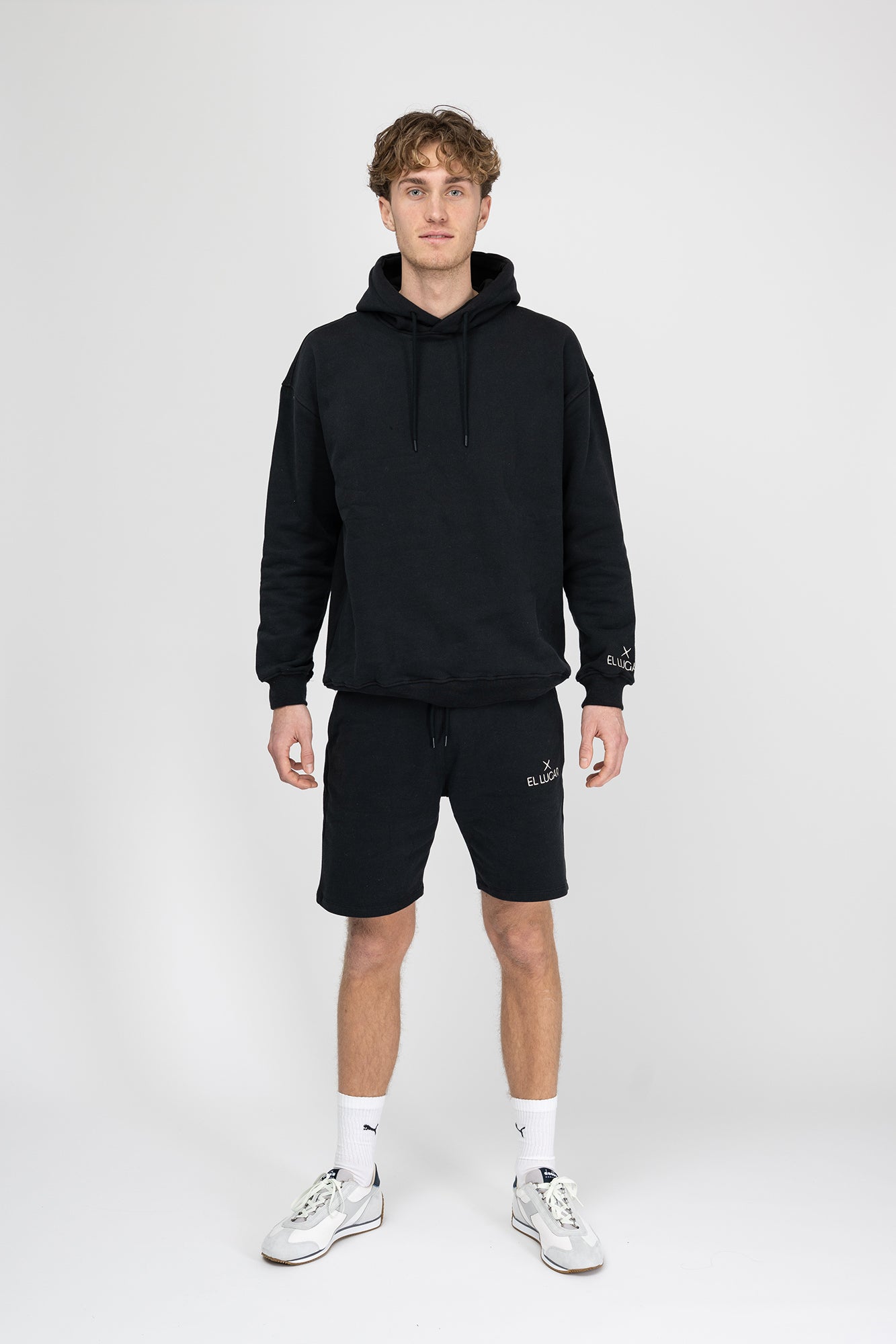 El Lugar Short